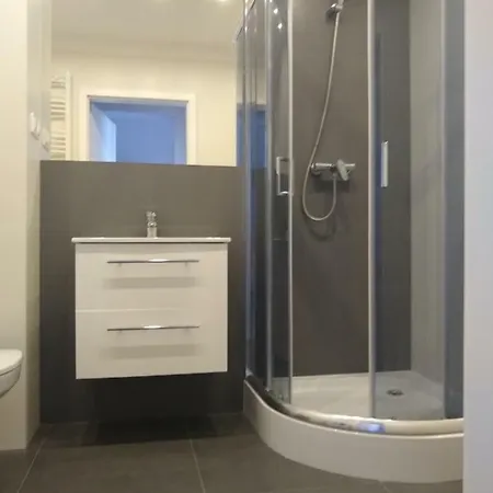 Kameralna Nocleg Apartment *